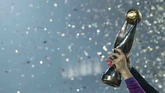 الكاف يحدد حكام مباراتي الترجي وصن داونز بدوري أبطال أفريقيا