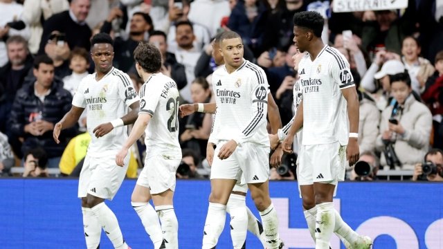 ريال مدريد يستهدف مدافع منتخب إيطاليا في صفقة مجنونة
